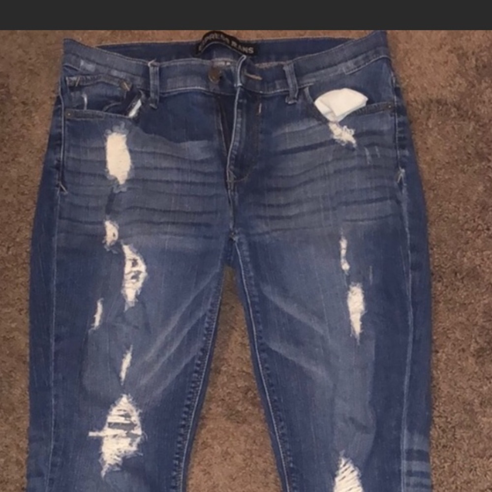 Express Mia distressed jeans 10R